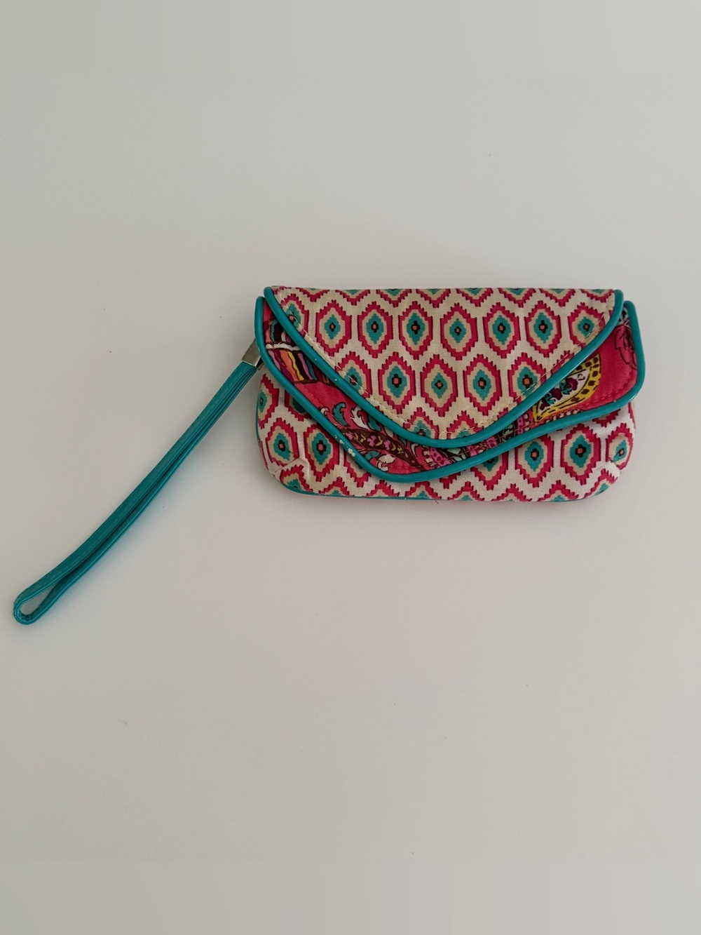 Vera Bradley Geometric Wristlet Clutch
